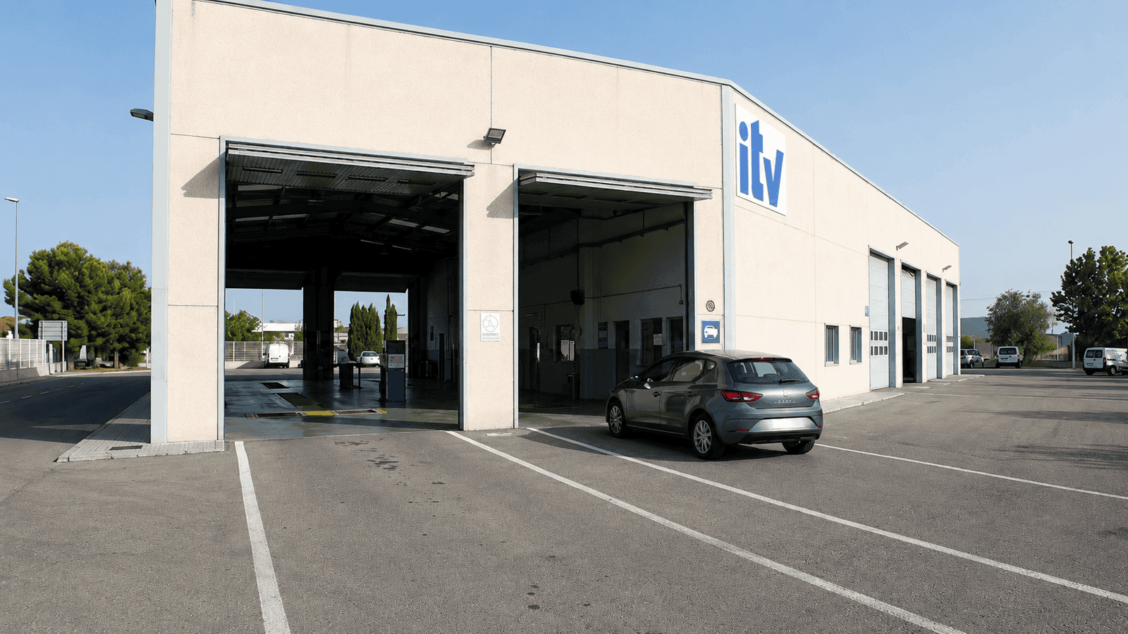 El mismo trámite, distinto precio: la ITV puede costarte hasta un 150% más solo por tu comunidad